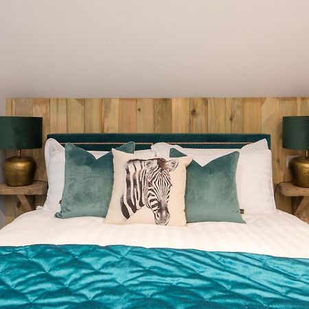 برودستيرز Stone Lodge المظهر الخارجي الصورة
